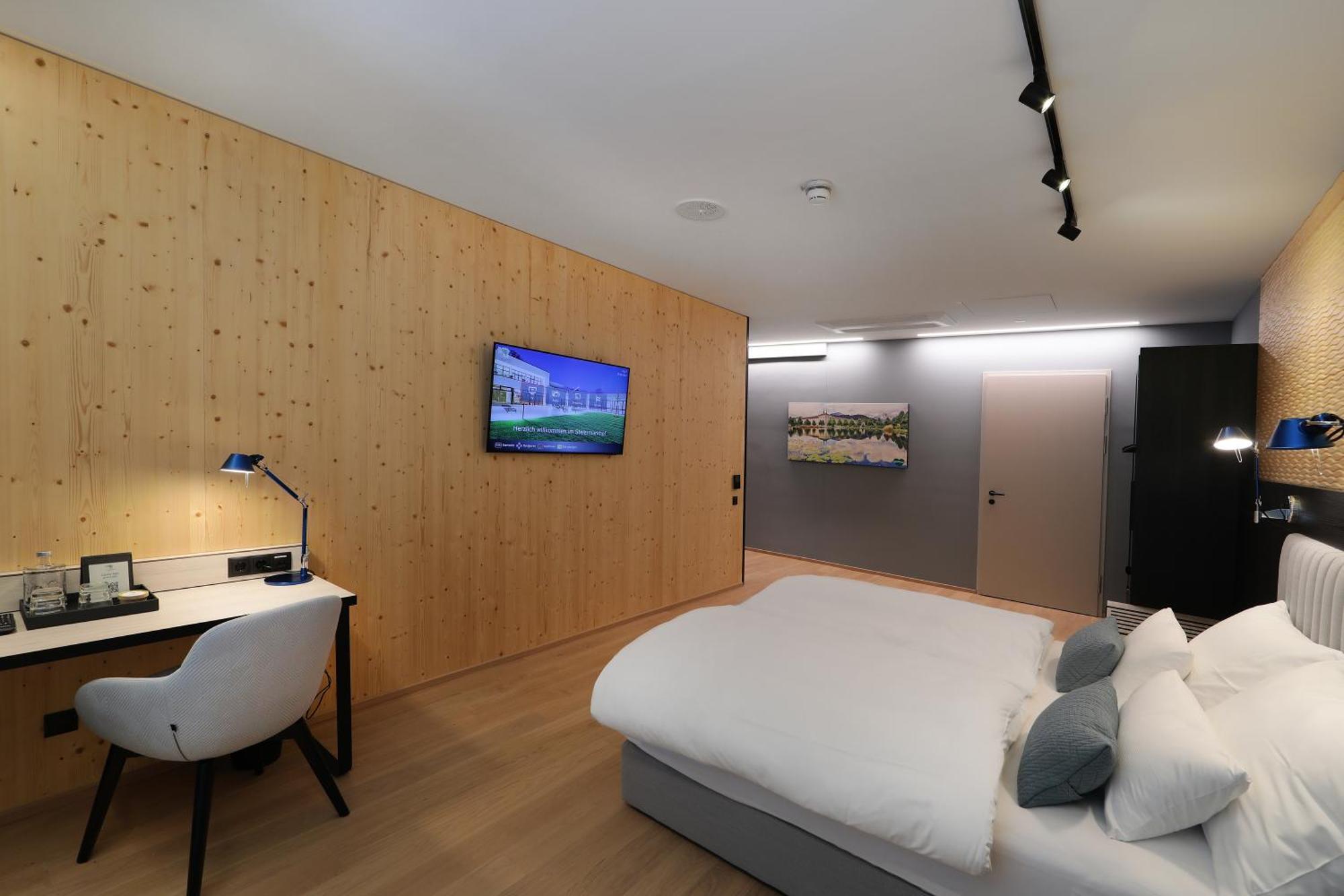 Hotel Steiermarkhof Graz - Aus Holz Gebaut, Von Huegeln Gekuesst Dış mekan fotoğraf
