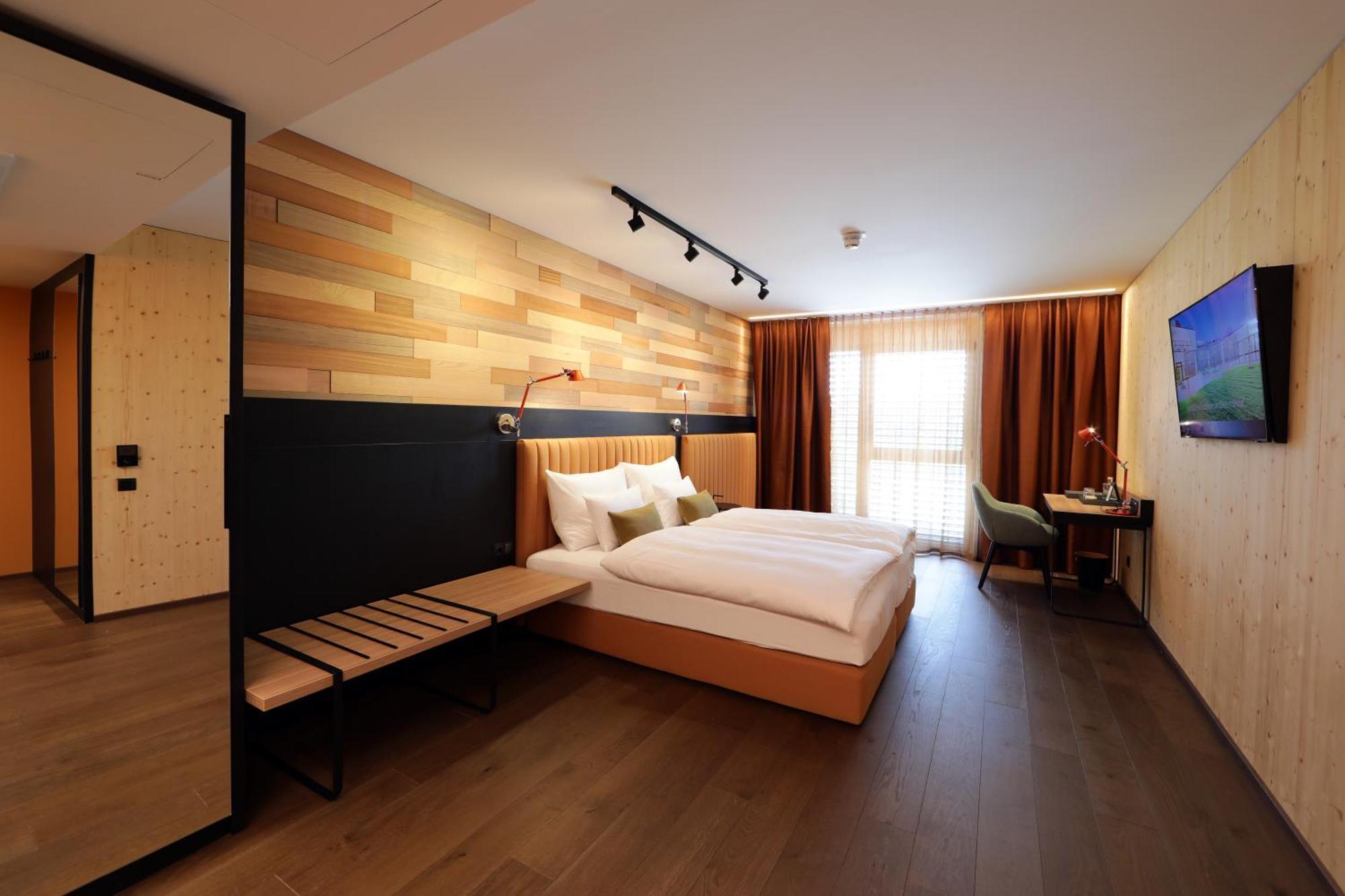 Hotel Steiermarkhof Graz - Aus Holz Gebaut, Von Huegeln Gekuesst Dış mekan fotoğraf