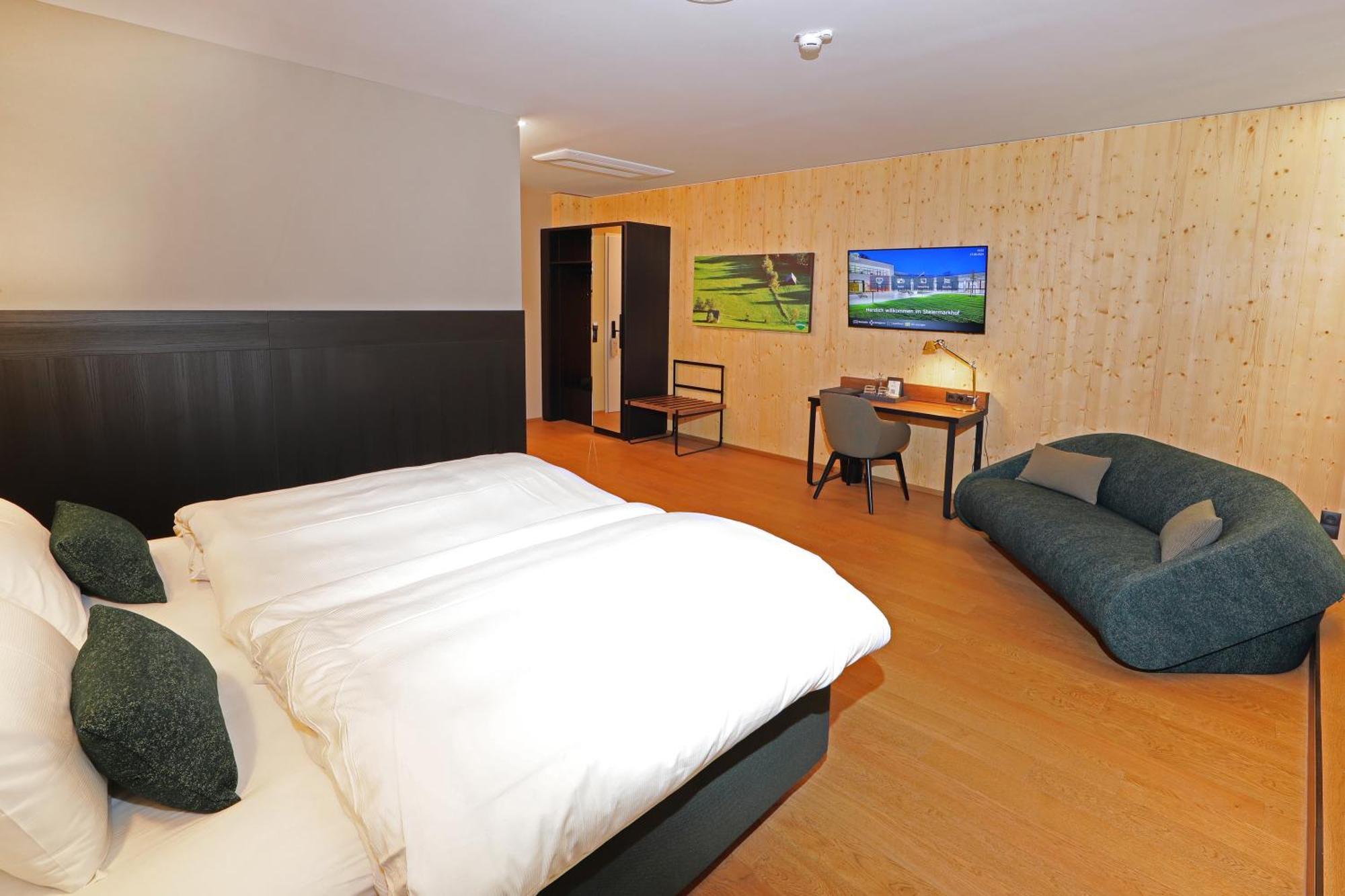 Hotel Steiermarkhof Graz - Aus Holz Gebaut, Von Huegeln Gekuesst Dış mekan fotoğraf